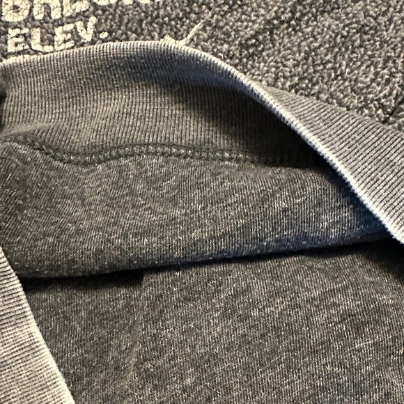 Breckenridge Women's Gray Crew Neck Sweater - Picture 7 of 8